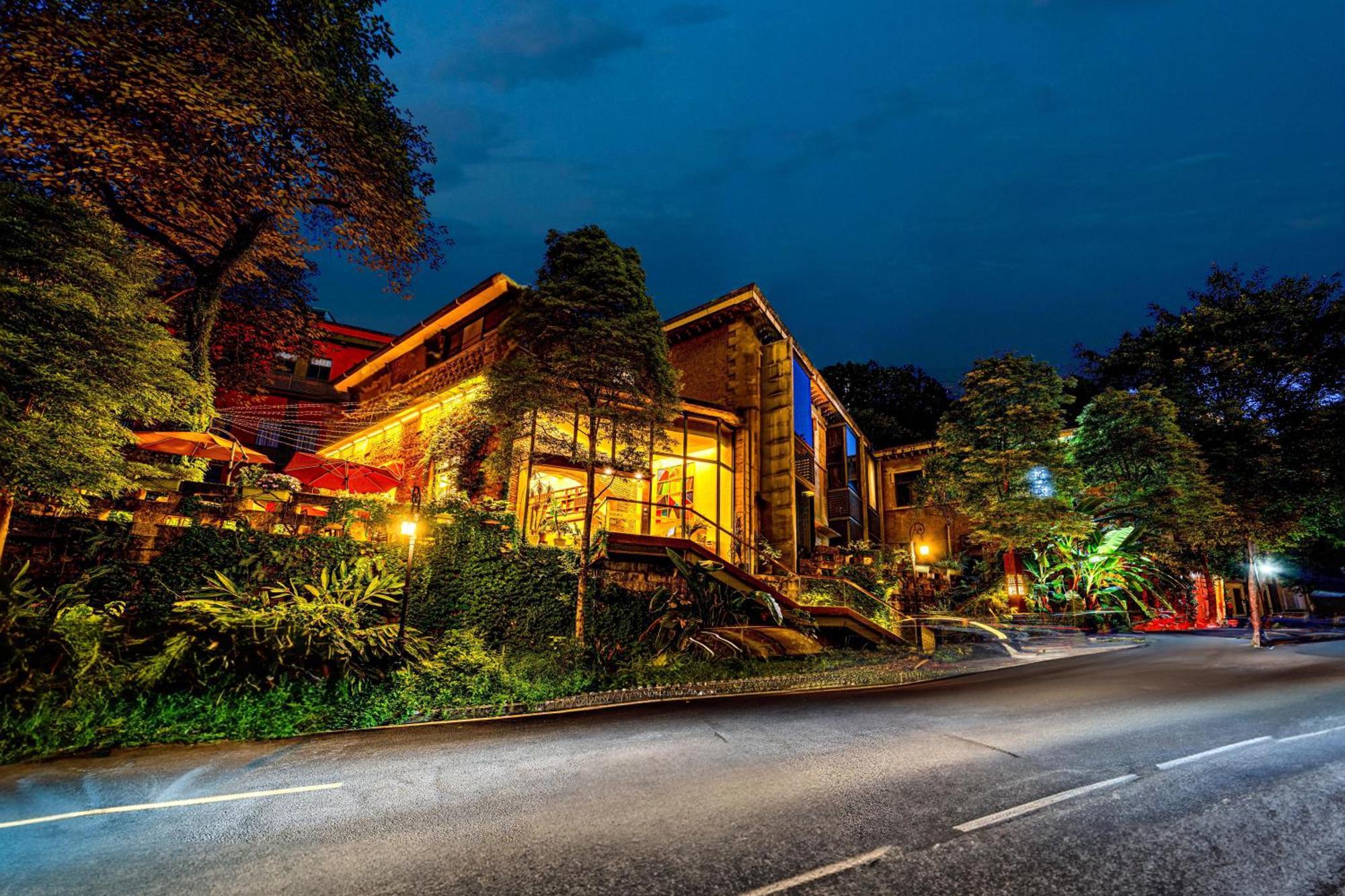 Wuyu Hotel - Chongqing University & Ciqikou Ancinet Town ภายนอก รูปภาพ